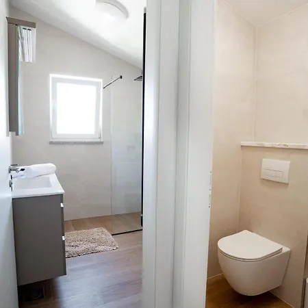 Onyx Apartment